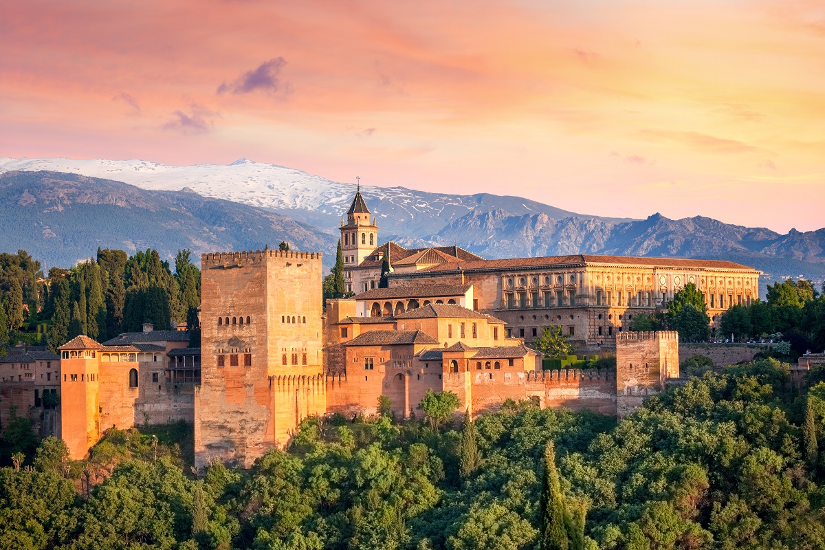 Most popular attraction in each Spanish province - Alhambra